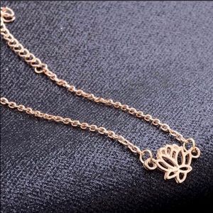 ✨NEW✨ 3/$20 Gold Lotus Anklet (ankle bracelet)